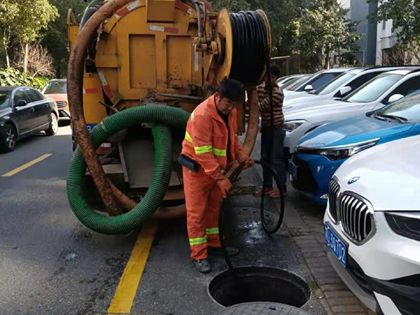 杨市办事处排污管道清淤